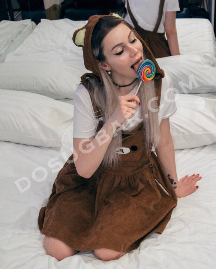 Алина, 23
